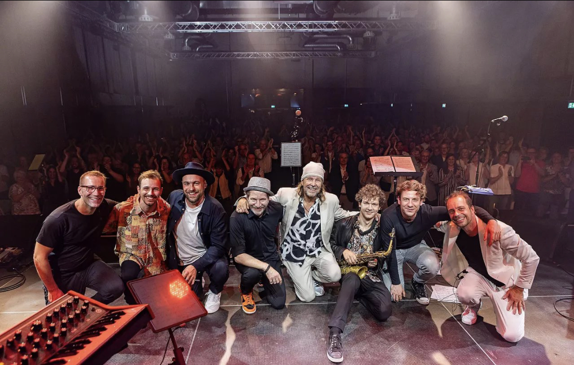 Rüdiger Baldauf, Max Mutzke und die Band der Trumpet Night zu Gast im Brauerei Hotel Lohhof nach ihrem Konzert.